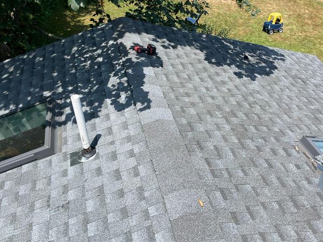 Asphalt shingle roof and ridge